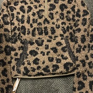 SKIMS Cozy Leopard Print Tan and Black Pullover Sweater Women’s Size L/XL New